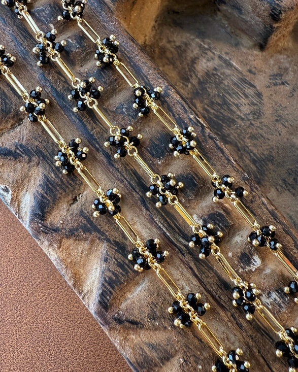 Midnight Bloom Necklace – Black & Gold