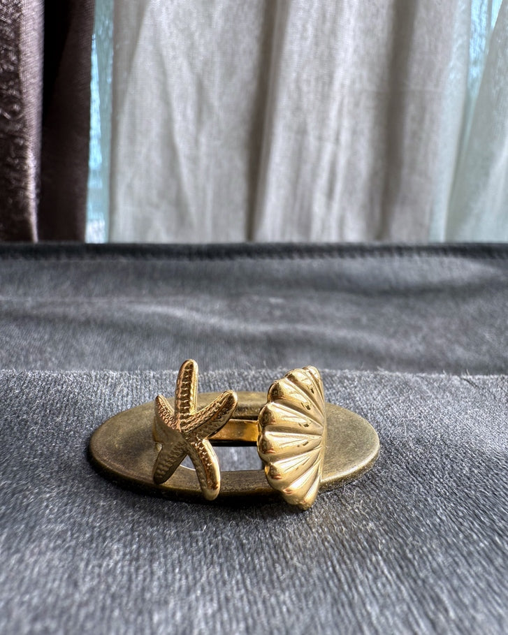 Shell & Starfish Ring