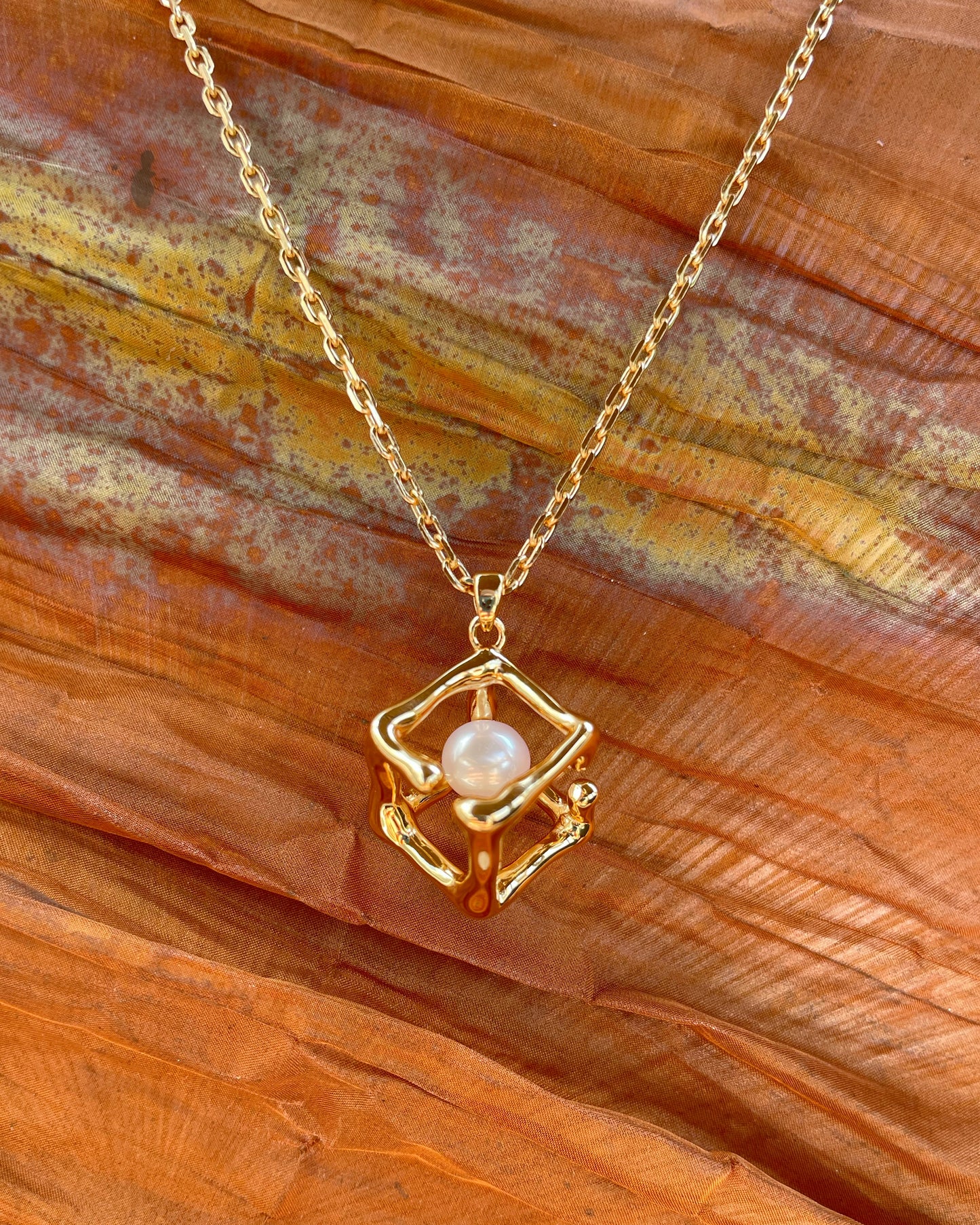 Cube Freshwater Pearl Necklace