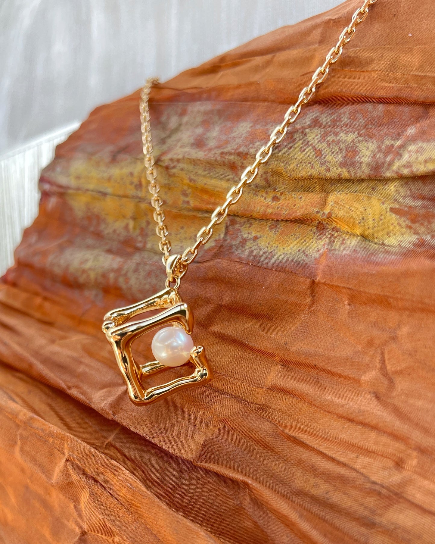 Cube Freshwater Pearl Necklace