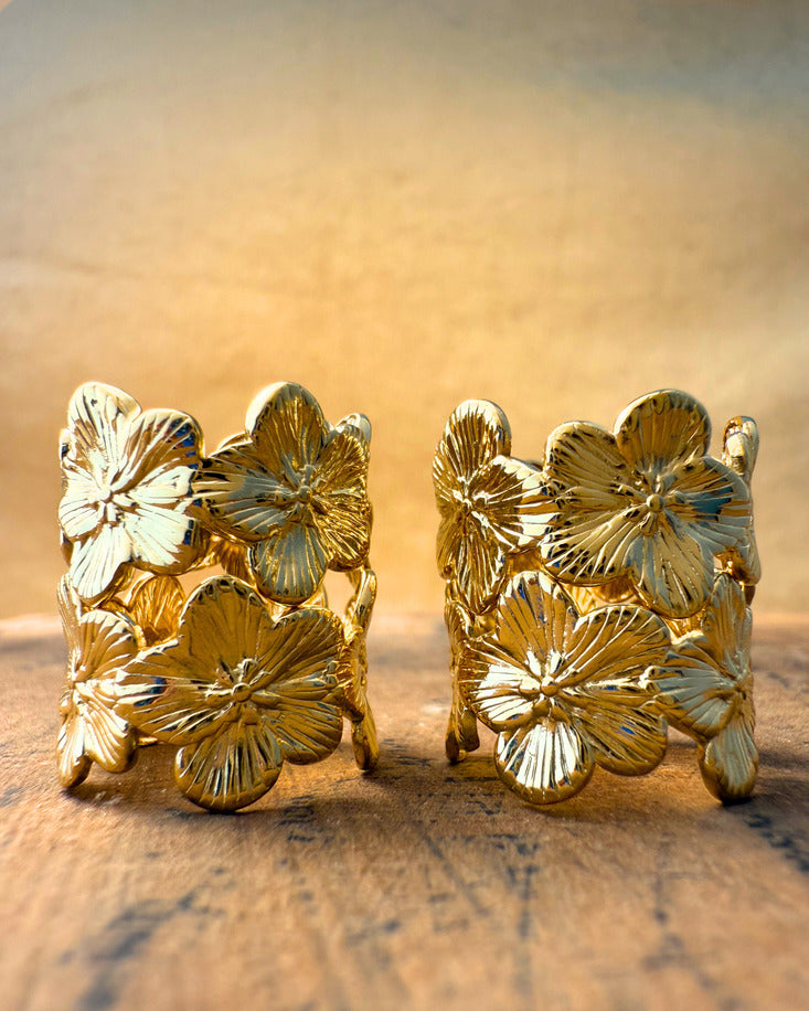 Golden Blossom Set – Floral Ring & Cuff