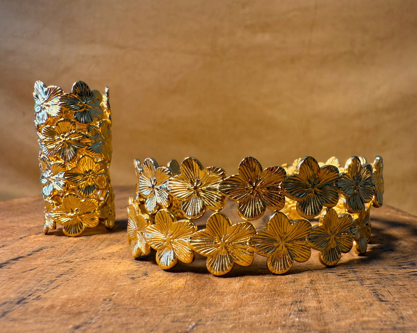 Golden Blossom Set – gold floral ring and cuff by Refla