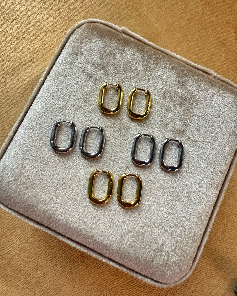 Eterna Square Hoops (Small)