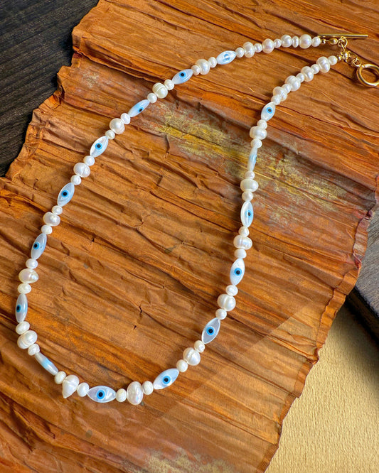 Azure Gaze Pearl Necklace