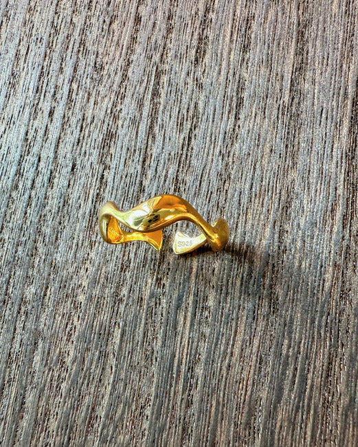 Waveform Ring