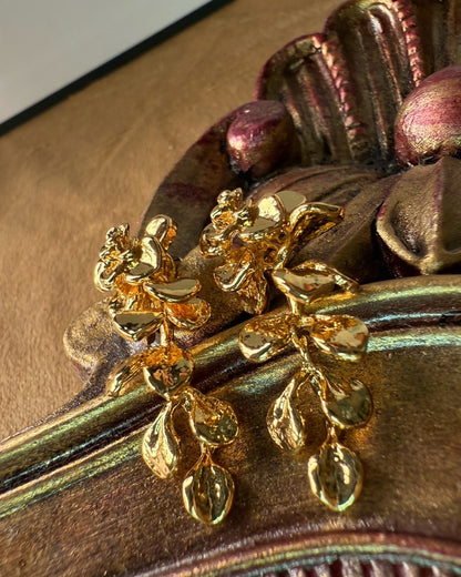 Golden Petal Cascade