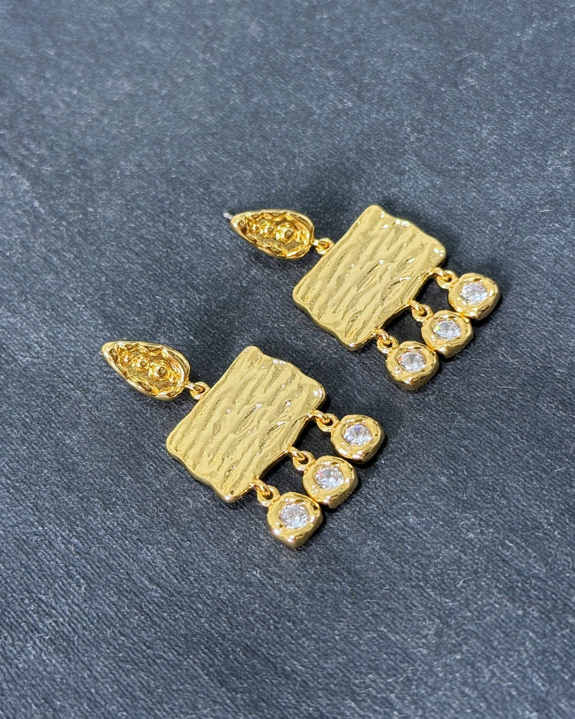 Gleam Drop Earrings